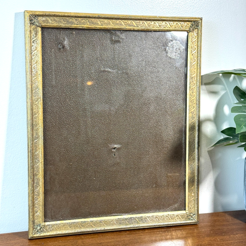 Vintage Ornate Brass Tone 8x10 Picture Frame Hollywood Regency Style Wall Decor
